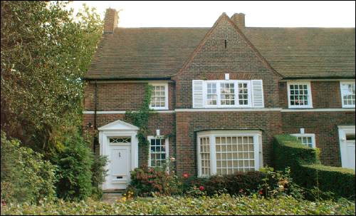 48 Gurney Drive